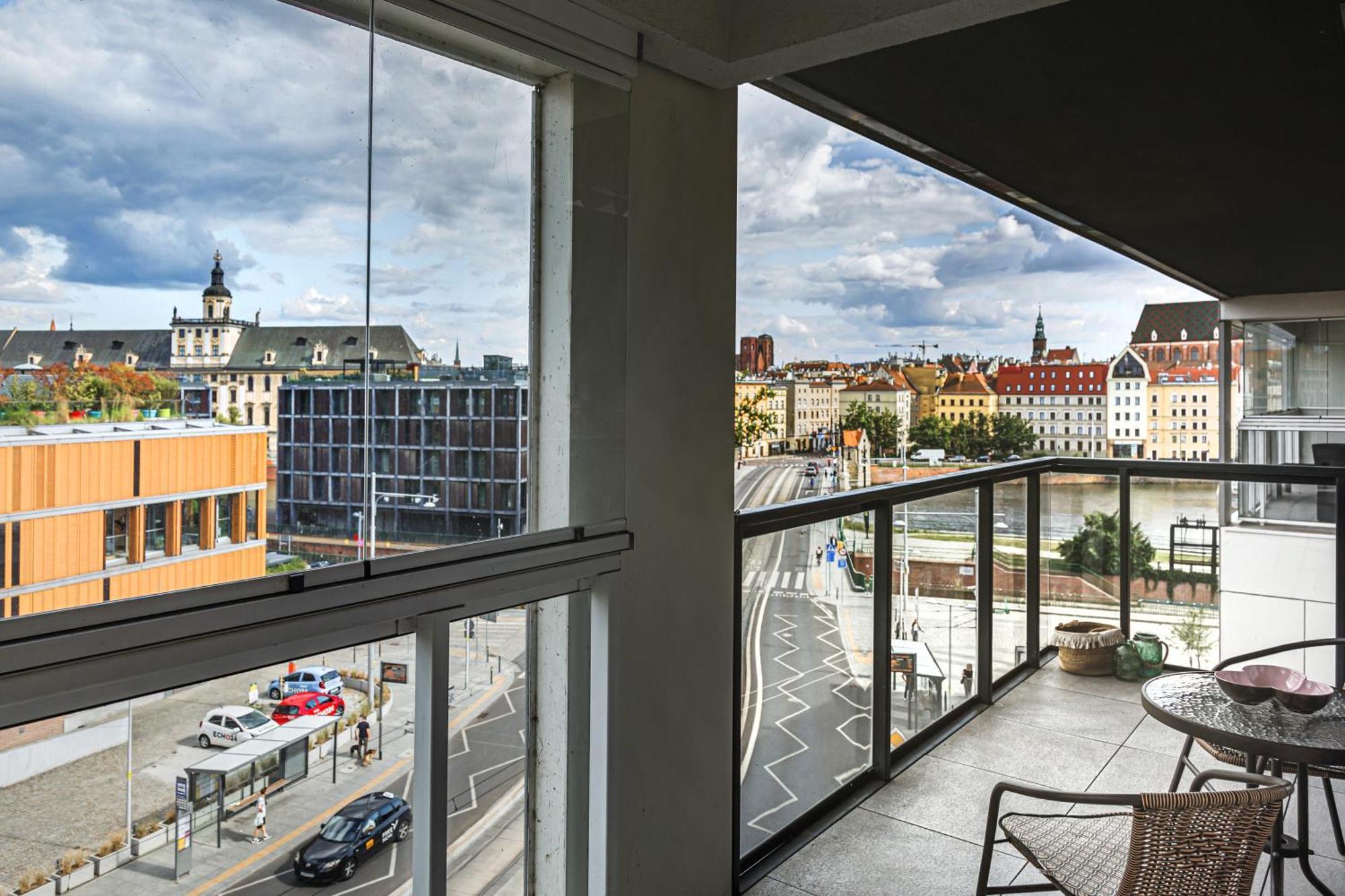 Luksusowy Apartament Z Parkingiem I Klimatyzacja W Samym Centrum Wroclawia מראה חיצוני תמונה