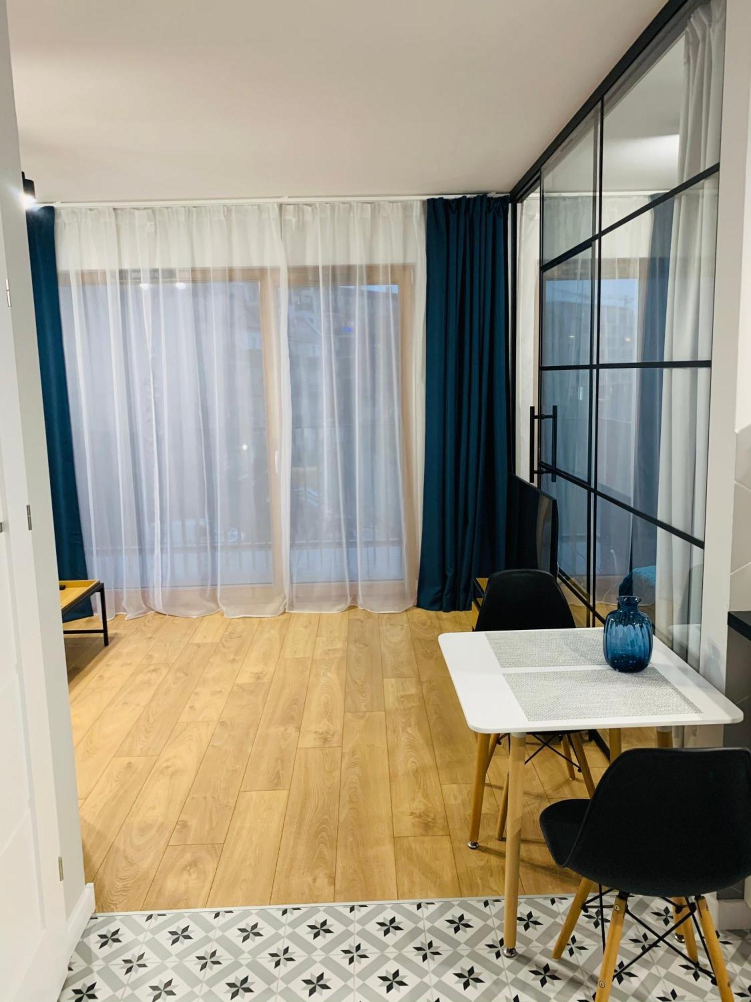 Luksusowy Apartament Z Parkingiem I Klimatyzacja W Samym Centrum Wroclawia מראה חיצוני תמונה
