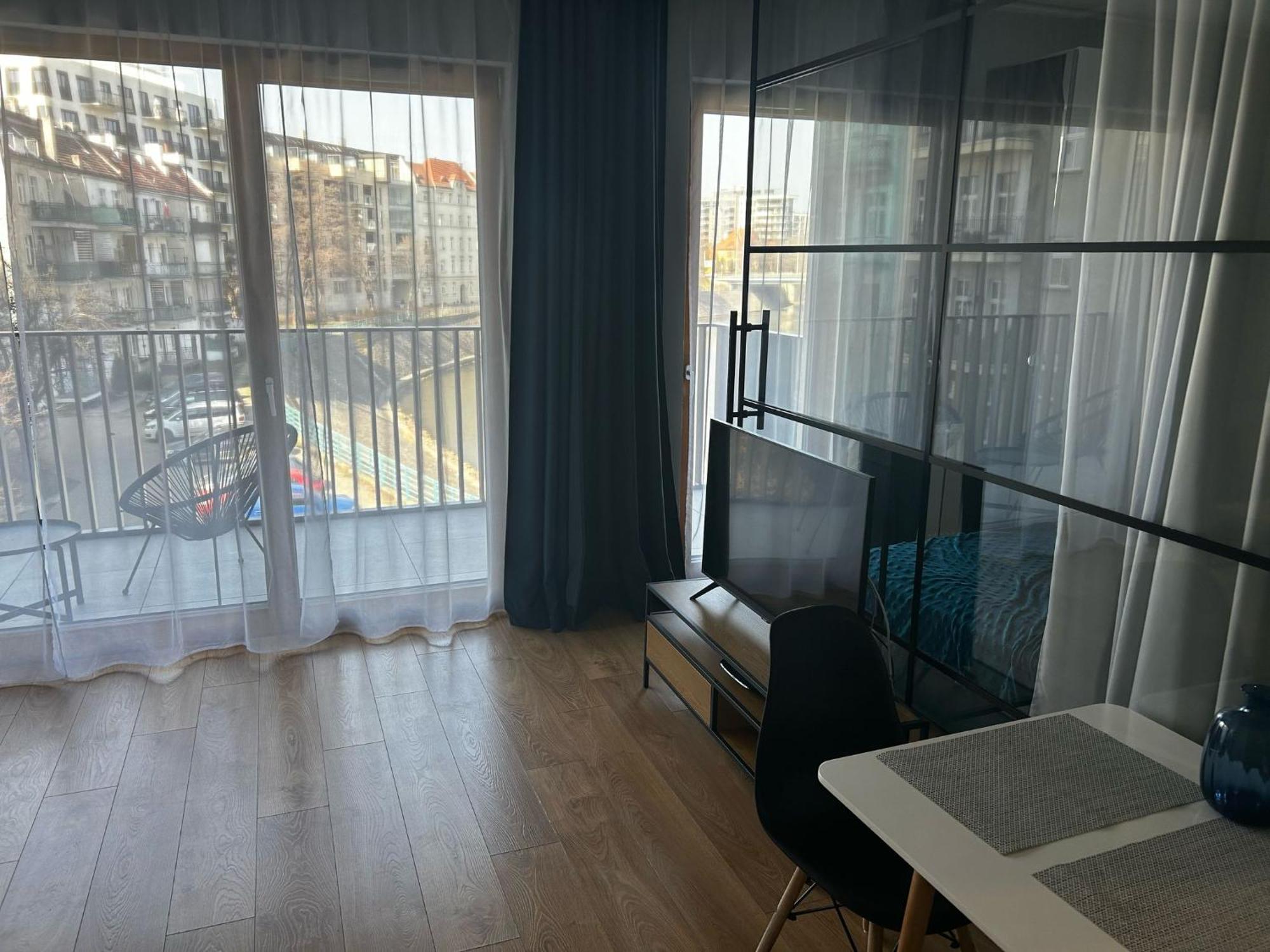 Luksusowy Apartament Z Parkingiem I Klimatyzacja W Samym Centrum Wroclawia מראה חיצוני תמונה