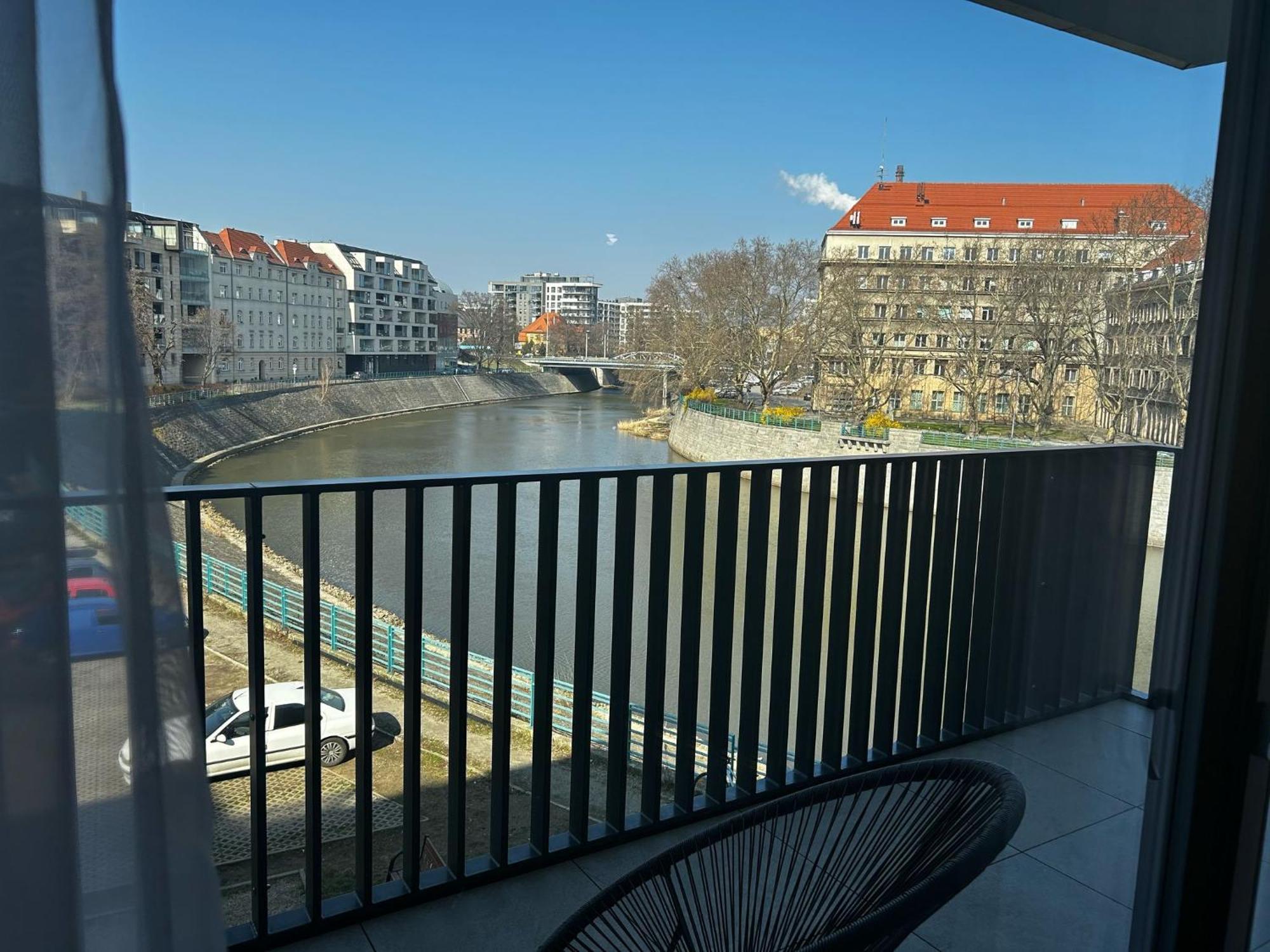 Luksusowy Apartament Z Parkingiem I Klimatyzacja W Samym Centrum Wroclawia מראה חיצוני תמונה